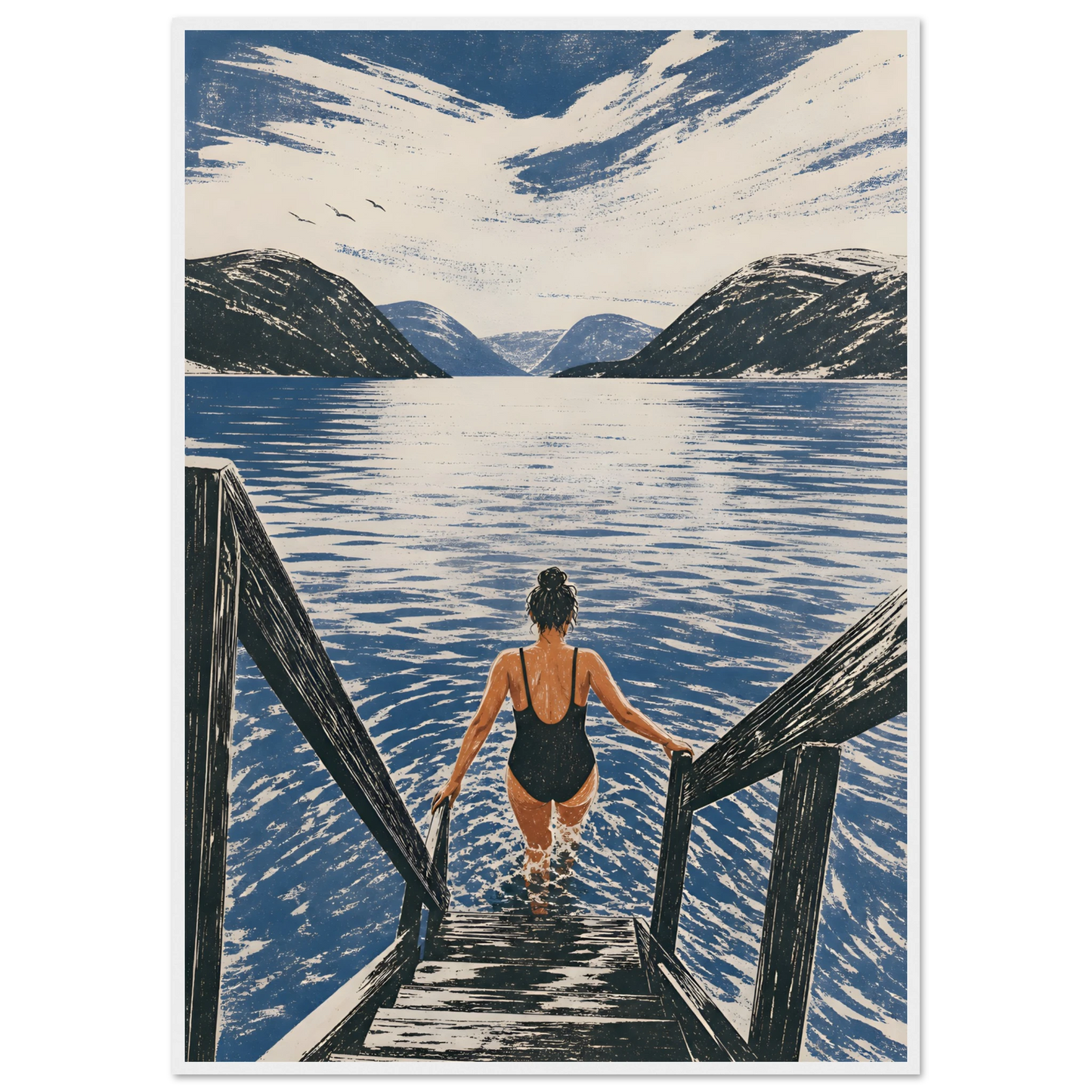 Kunstplakaten Fjordbad med en kvinne som går ned en tretrapp for å bade i en blå norsk fjord omgitt av fjell.