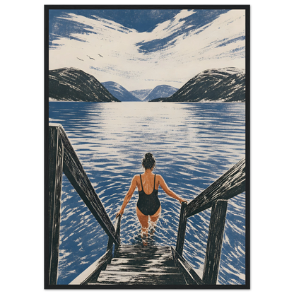 Kunstplakaten Fjordbad med en kvinne som går ned en tretrapp for å bade i en blå norsk fjord omgitt av fjell.